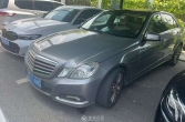 2011年，奔驰E300，高配版，32888元