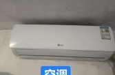 职校对面  车库出租（中介勿扰）
